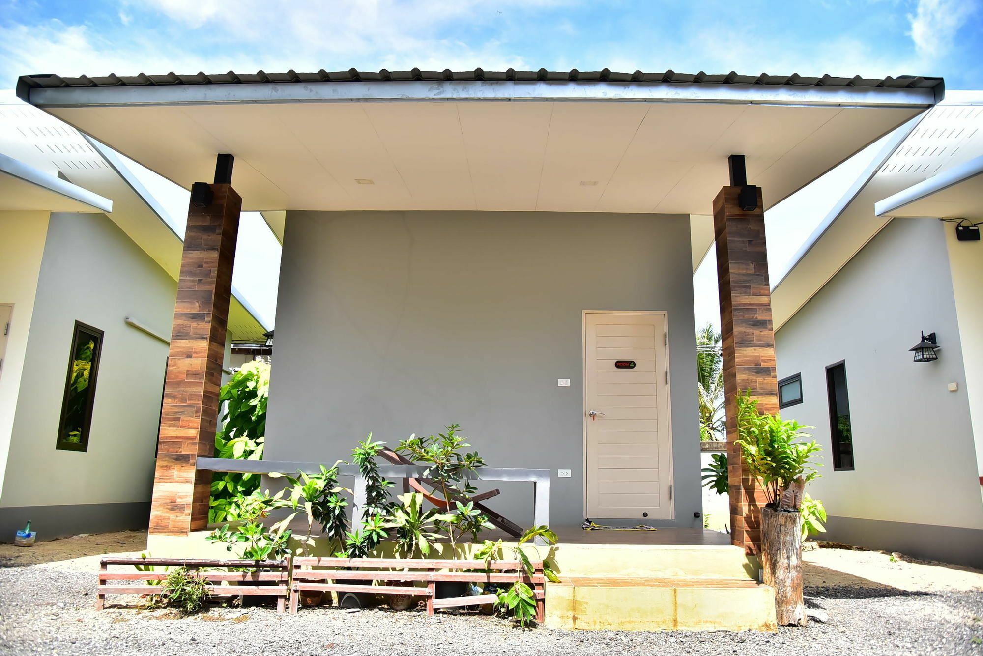 The House At Pranburi Hotel Exterior photo